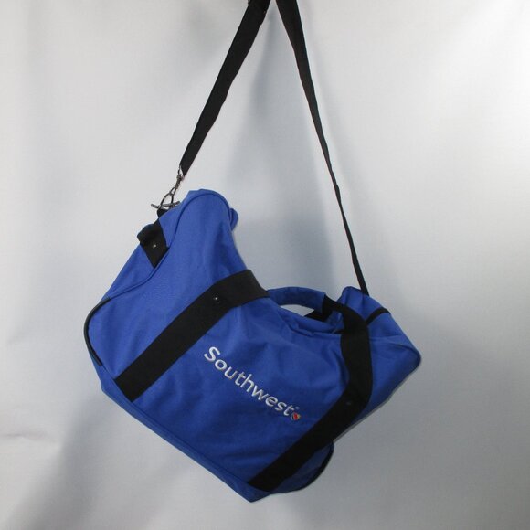 SOUTHWEST BIG BLUE DUFFLE BAG - Picture 8 of 9